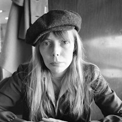 Joni Mitchell regresa al escenario después de 23 años