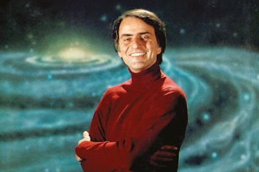 Del cosmos y gas estelar: Cumpleaños de Carl Sagan