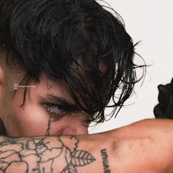 Nsqk comparte Roy, su esperado álbum debut