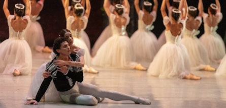 “Giselle”, el clásico del ballet romántico, llega al Palacio de Bellas Artes
