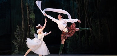 La Compañía Nacional de Danza inicia temporada de "La Sílfide y el Escocés" en Bellas Artes