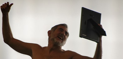 "Acomodar", de Pascal Rambert, explora memoria, amor y pérdida en el Foro de las Artes