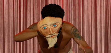 “Yo Marcos”, una reflexión escénica sobre identidad y memoria que se presenta en la Sala Xavier Villaurrutia