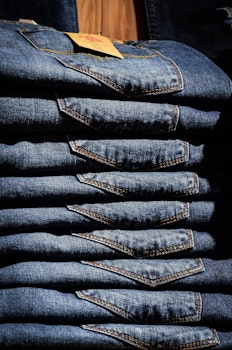 Los jeans: una prenda de uso universal