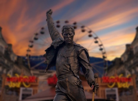 ¿Cómo sería la vida de Freddie Mercury?