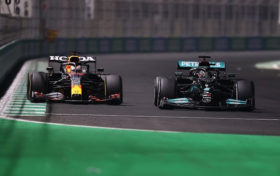 Las ecuaciones para que Verstappen o Hamilton se coronen
