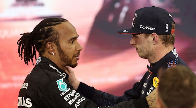 Lewis Hamilton recibe el título de “Caballero del Príncipe”