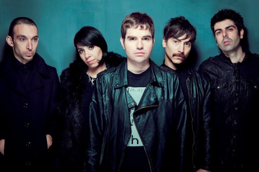 Dorian lanza nuevo sencillo “Universal” junto con Suu