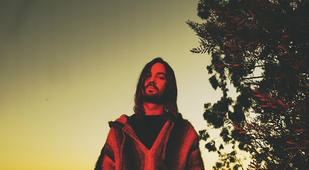 Tame Impala presenta los b-sides & remixes para "The Slow Rush"