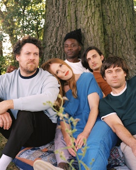 Metronomy presenta "Small World", su nuevo álbum de estudio