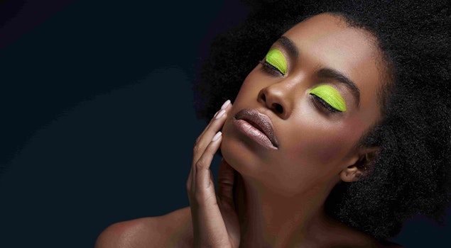 Tendencias brillantes para tus ojos
