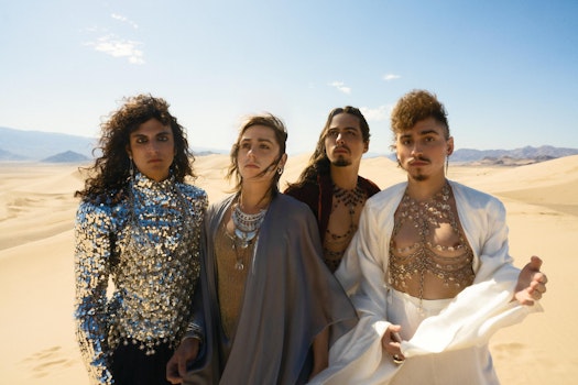 Greta Van Fleet presenta "The Falling Sky" de su próximo disco, "Starcatcher"