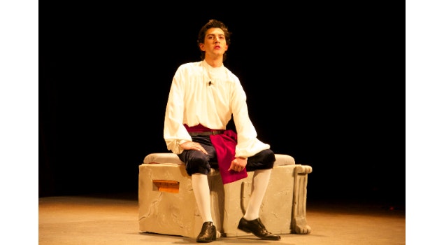 “Romeo y Julieta” en su versión monólogo se incorpora a la plataforma Teatrix, con el actor Rodolfo Ornelas