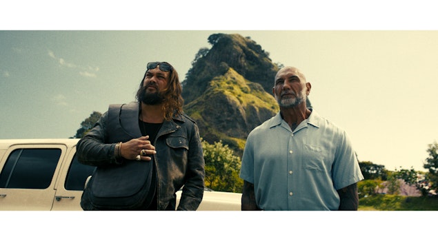 Prime Video revela las primeras imágenes de la película "Equipo Demolición", protagonizada por Jason Momoa y Dave Bautista